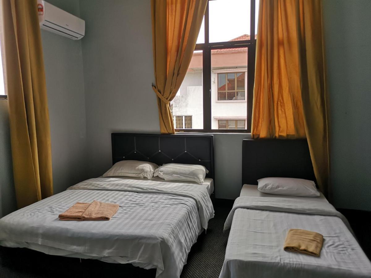 Homestay Marina Court Kota Kinabalu Esterno foto