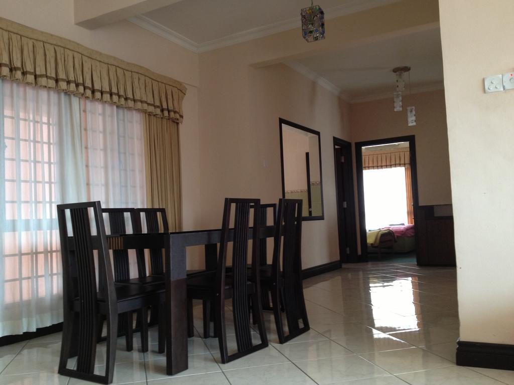 Homestay Marina Court Kota Kinabalu Esterno foto