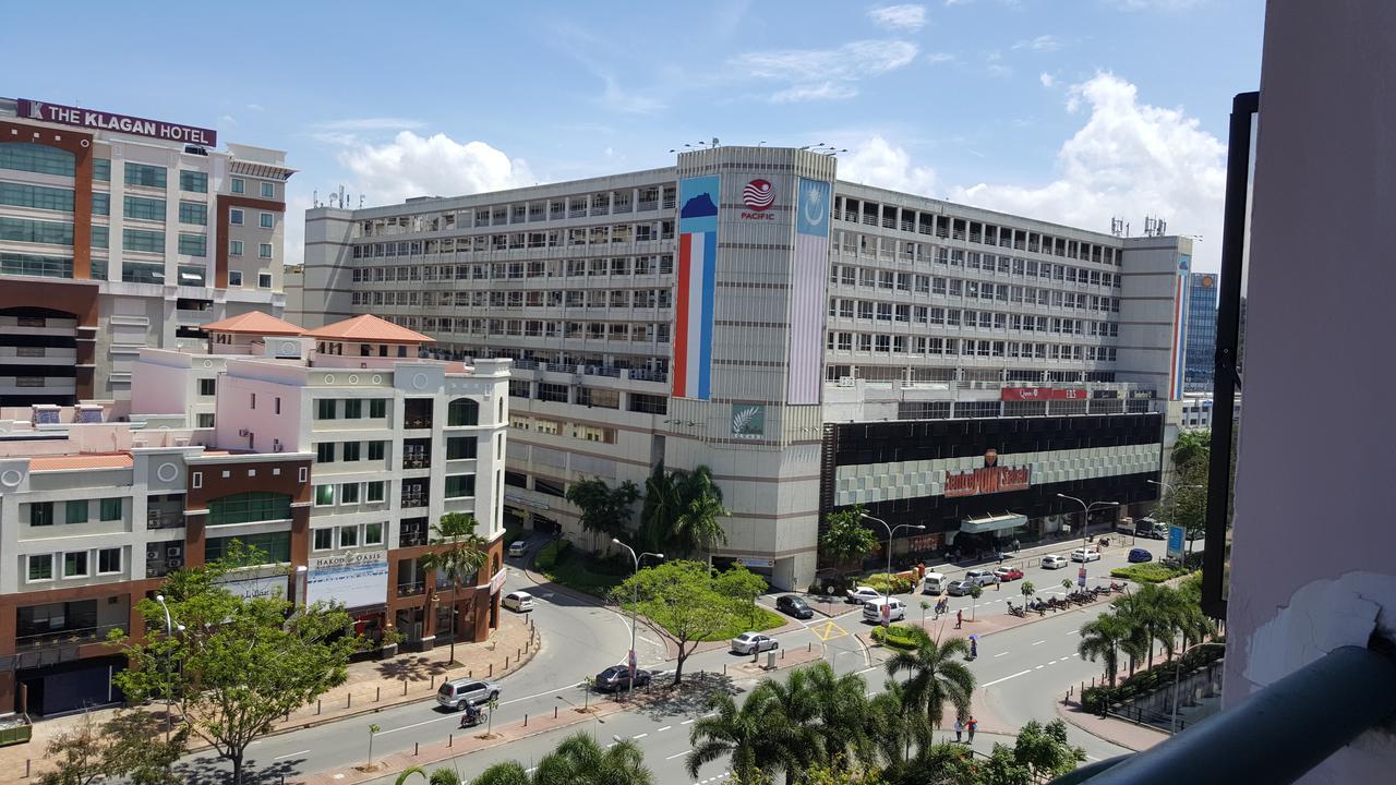 Homestay Marina Court Kota Kinabalu Esterno foto