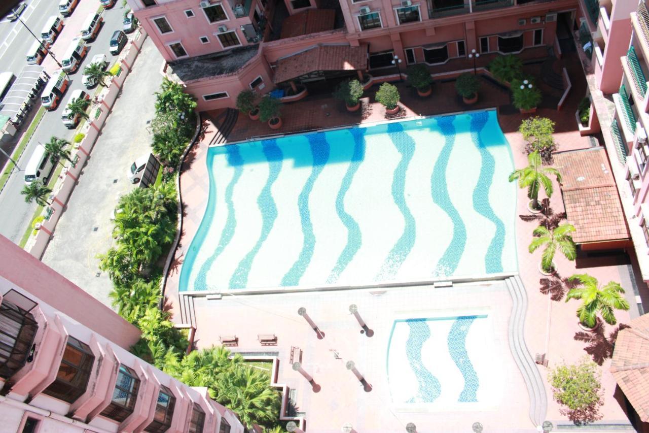 Homestay Marina Court Kota Kinabalu Esterno foto
